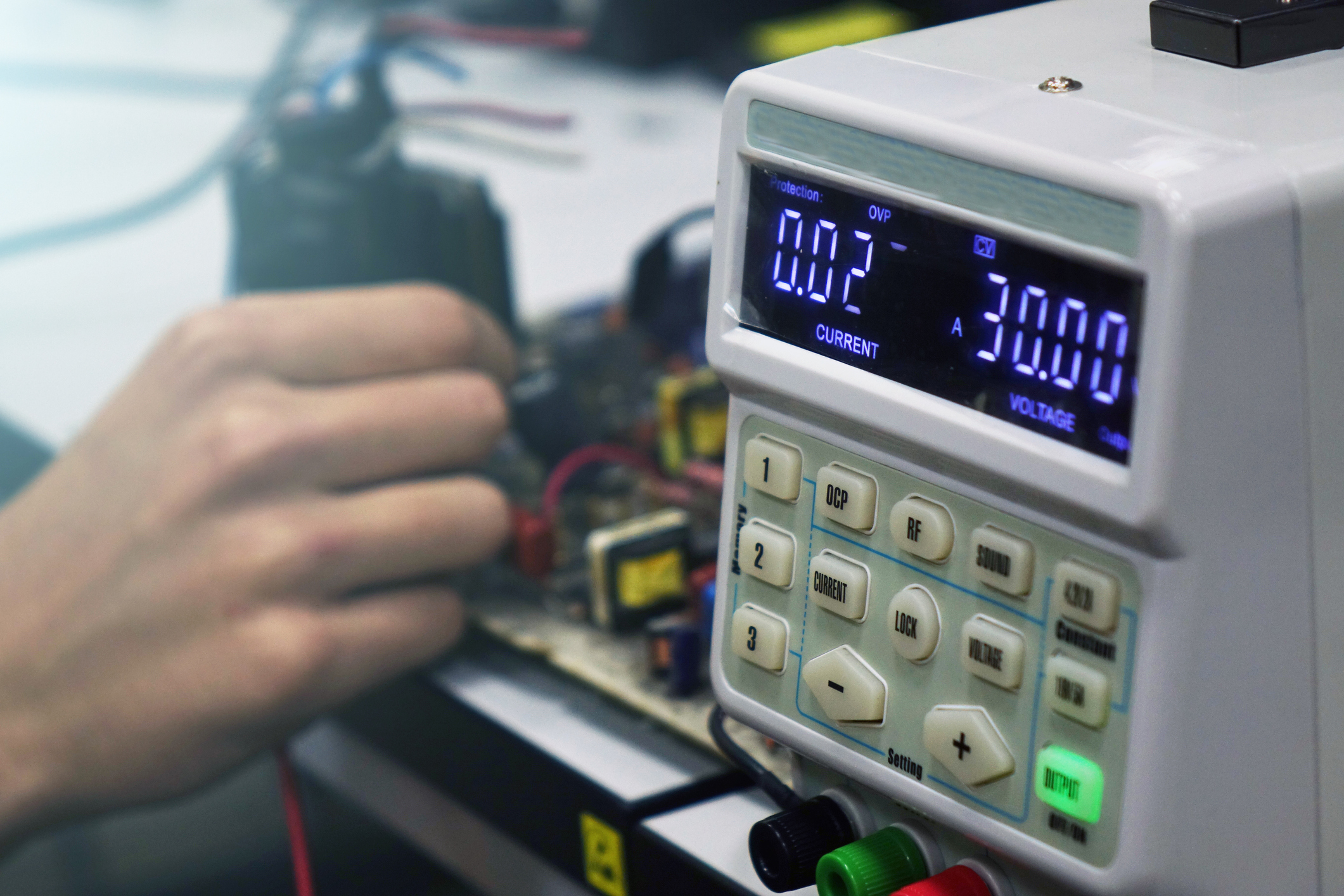Measuring instruments in the engineering laboratory . Measurement Science